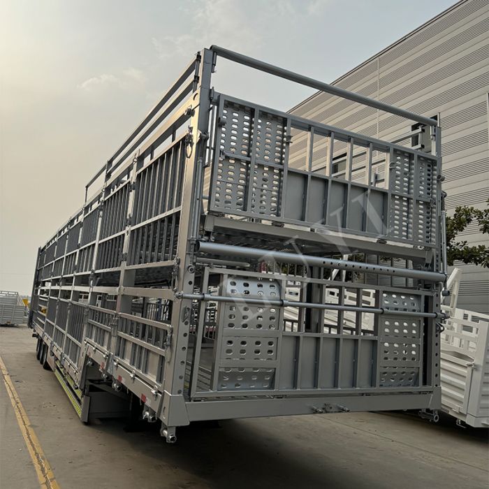 Animal transport fence semi-trailer     Double-decker cargo transport semi-trailer    Cargo loading 