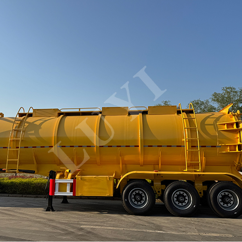 3-axle sewage tank semi-traile