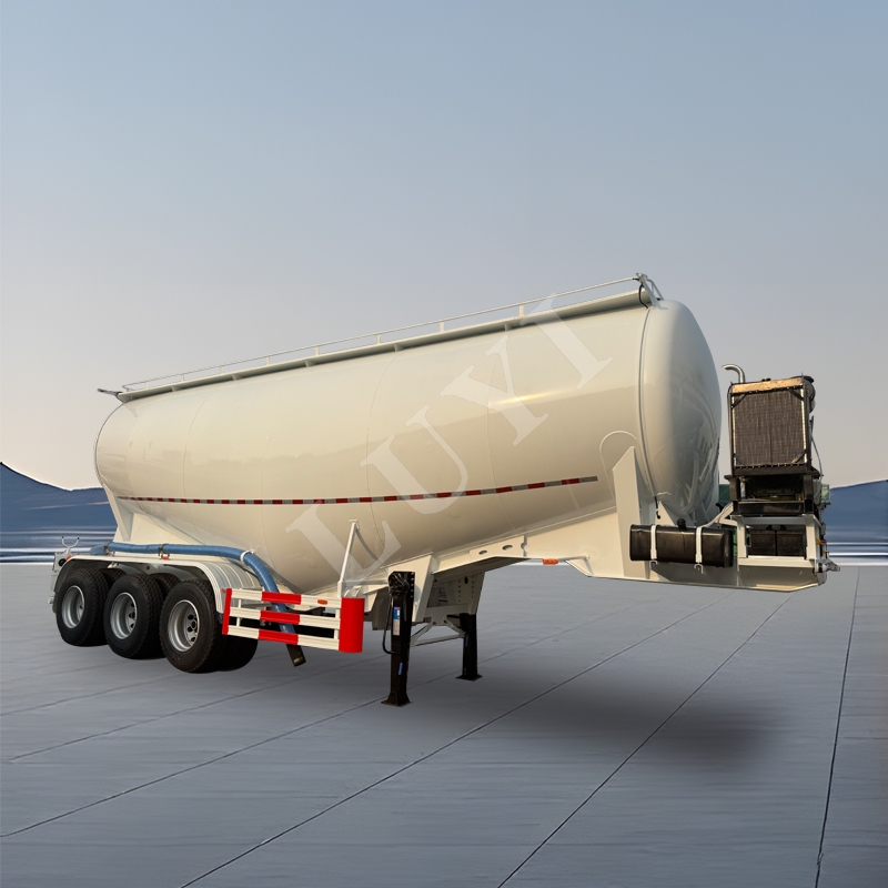 White three axles 35CBM Cement Bulker semi-trailer