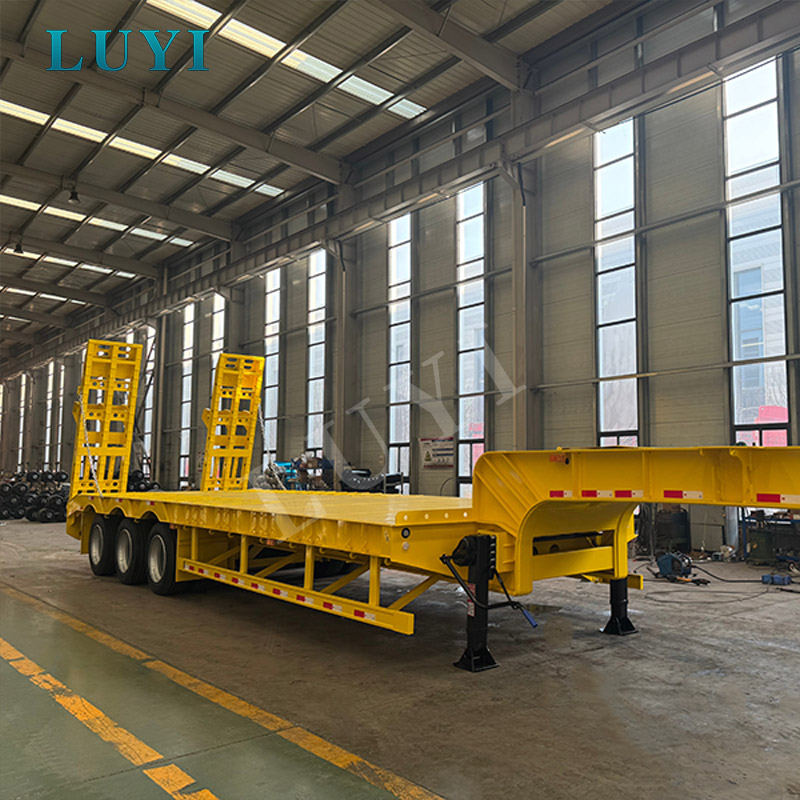 Three-Axle Lowbed Semi-Trailer