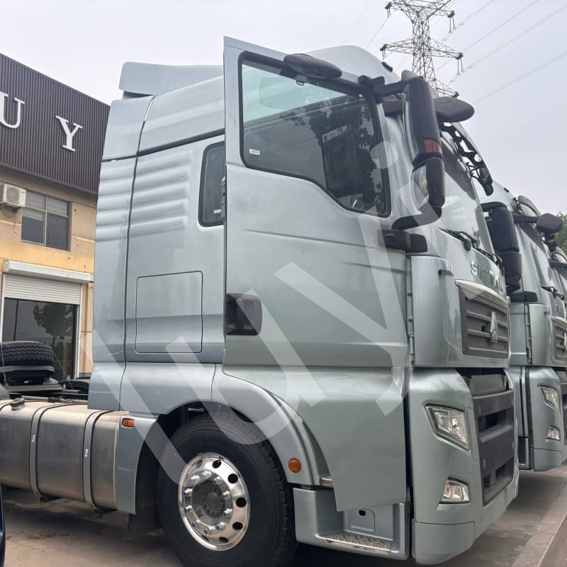 Sitrak tractor heads (3).jpg