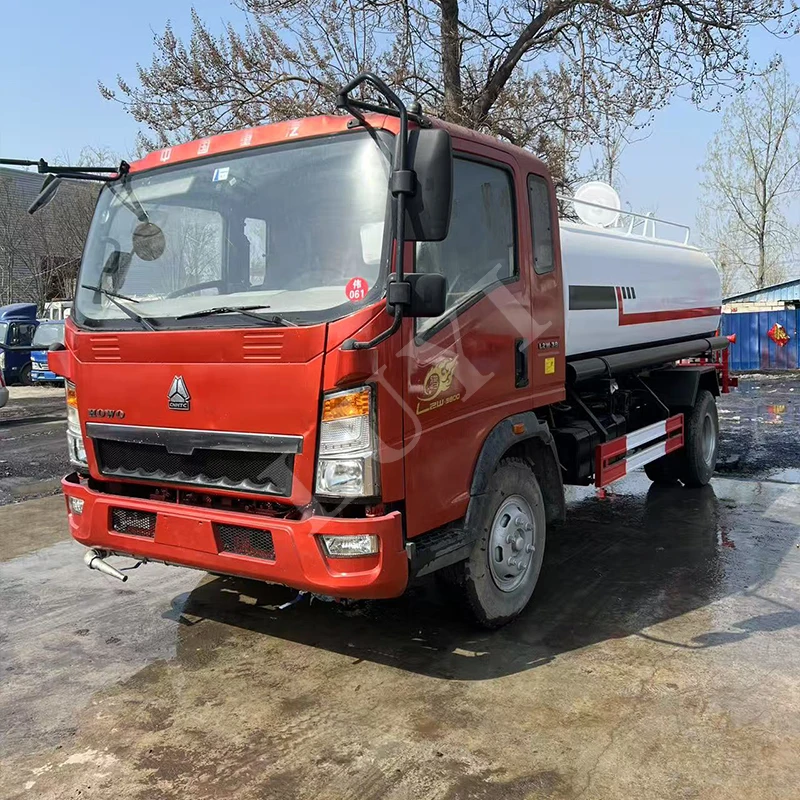 HOWO 4x2 Water Sprinkler Truck Multi-fun